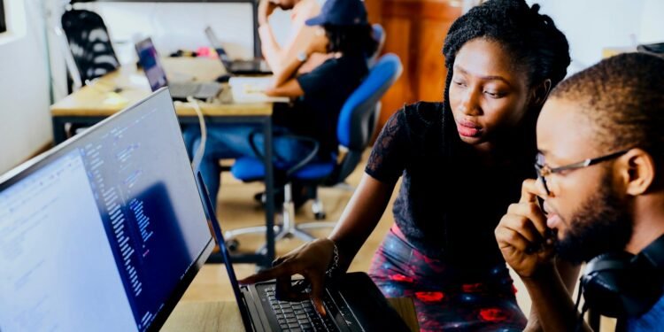 Exploring the Nexus of Curiosity and Learning